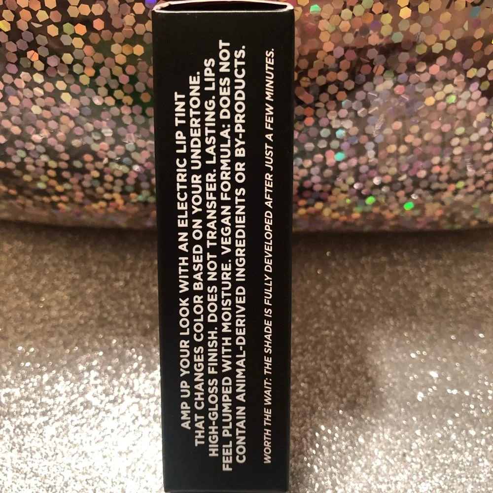 BNIB! Urban Decay Wired Lip Chemistry Lasting Glassy Tint in SAVAGE 💋